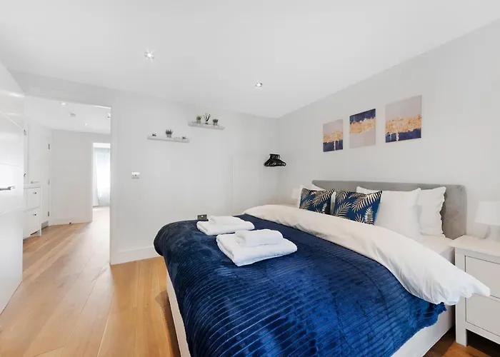 Hermitage Road Apartment By Morethanstays